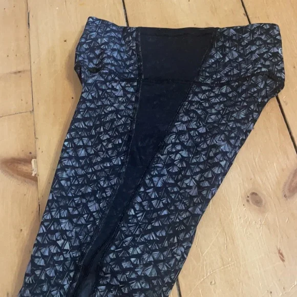 🌟LULULEMON🌟 - Picture 7 of 8